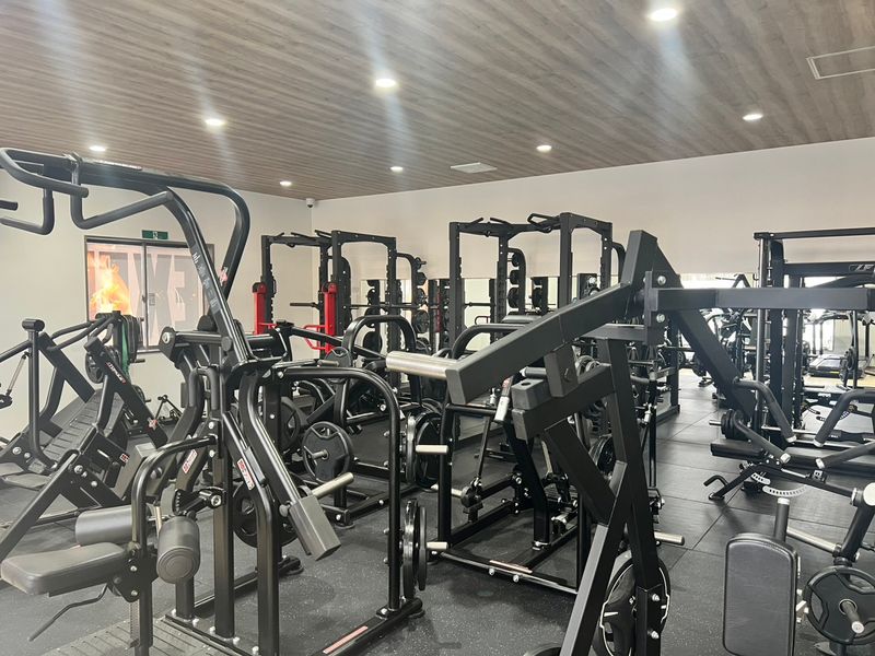 EXFIT24 高崎榛名のフリーウェイトエリア画像